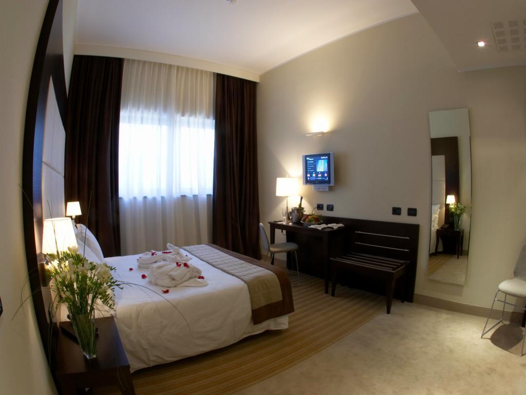 IH HOTELS MILANO WATT 13 МИЛАН 4* (Италия) - от 5018 RUB | NOCHI